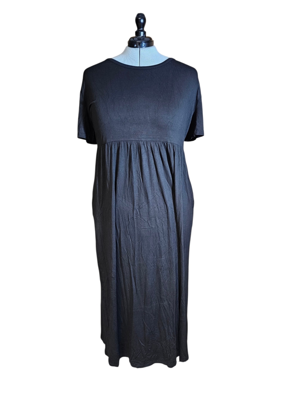Classic Black Short-Sleeve Empire Maxi Dress